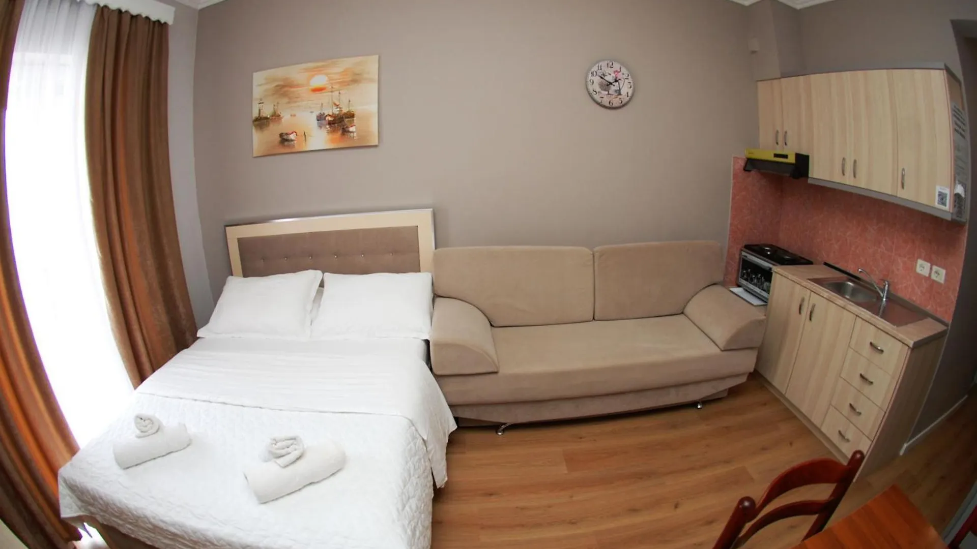 Hotel Vila Alvin & Apartments Saranda 2*,  Arnavutluk