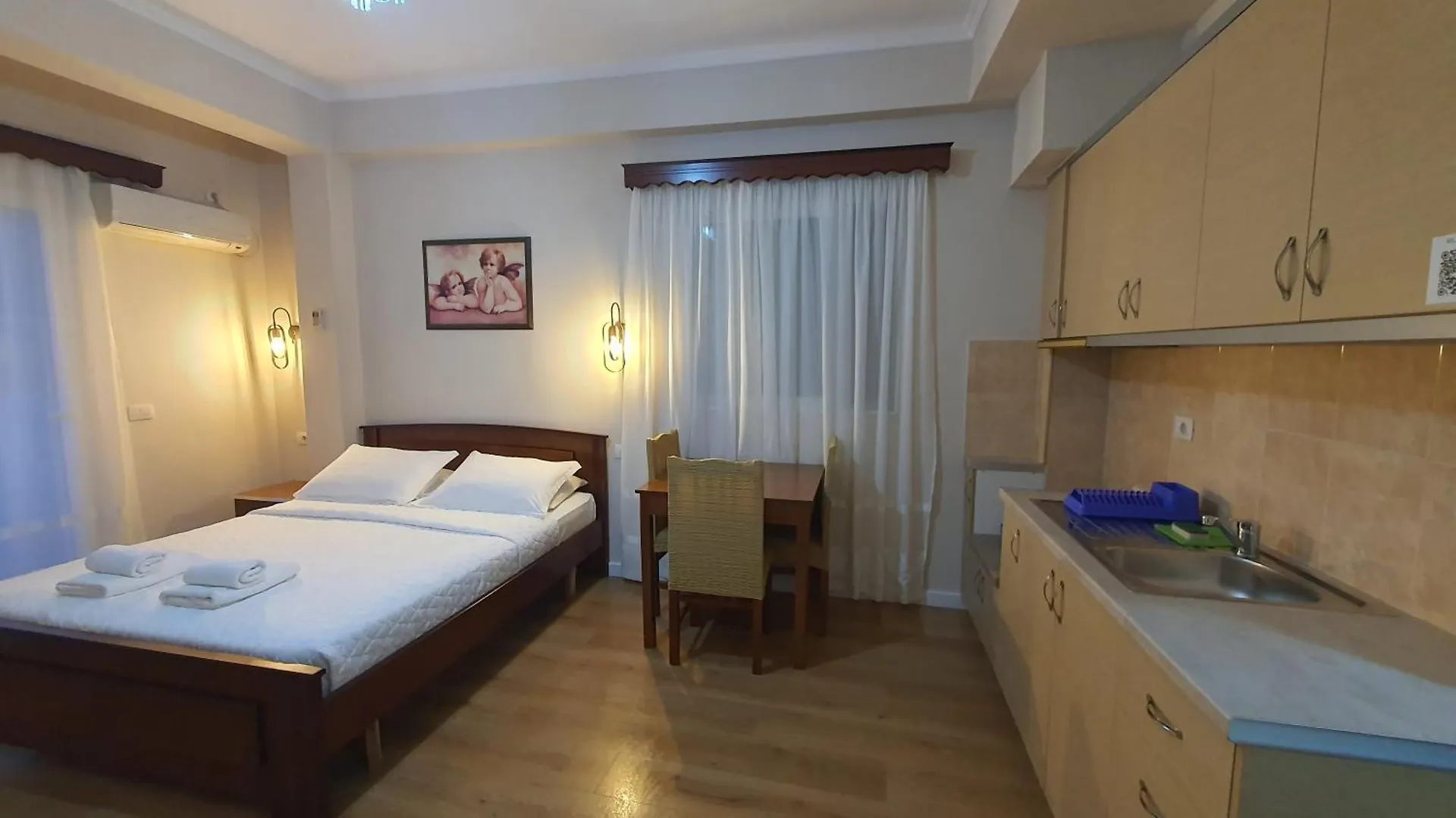 Hotel Vila Alvin & Apartments Saranda Arnavutluk