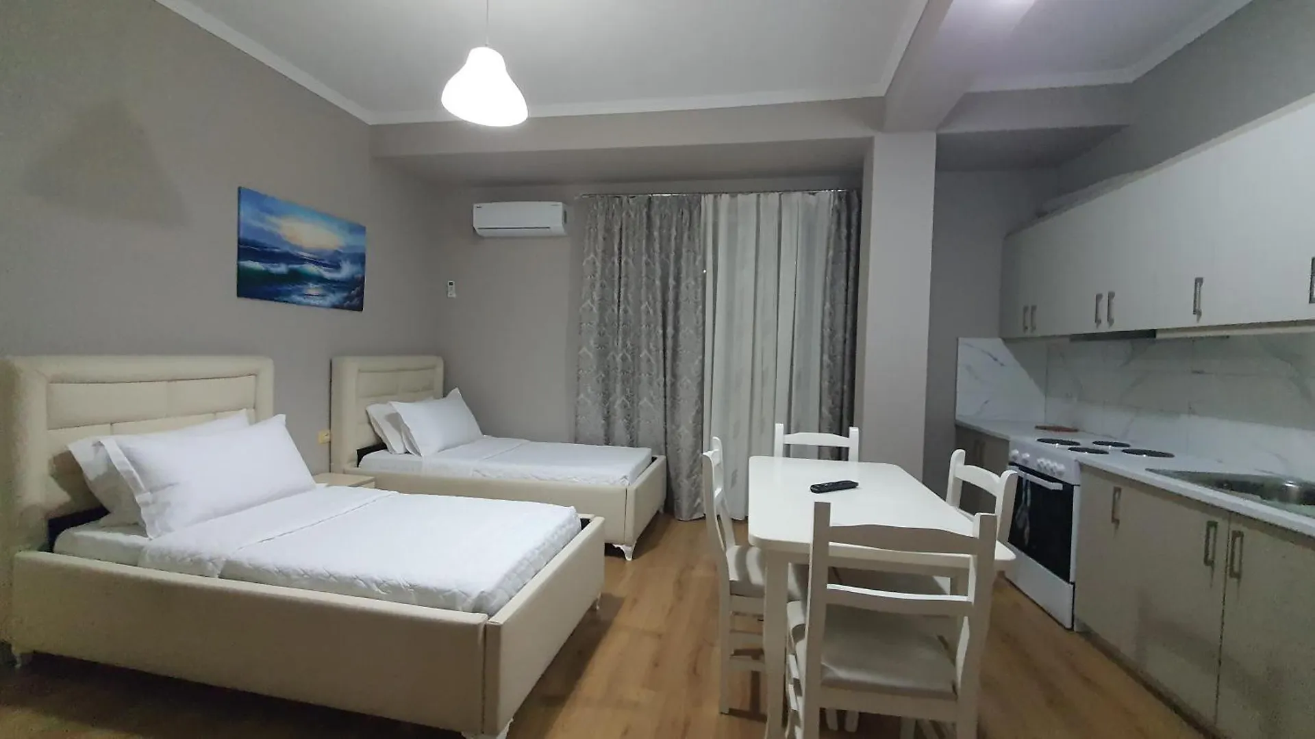 Hotel Vila Alvin & Apartments Saranda 2*,  Arnavutluk