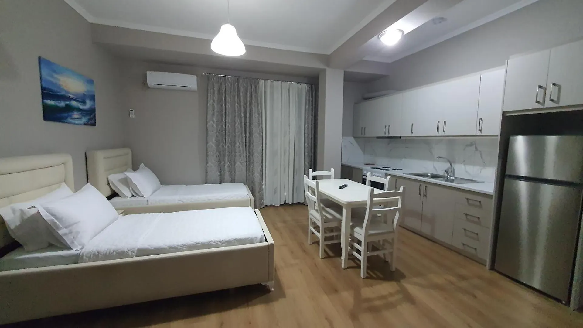 סרנדה Hotel Vila Alvin & Apartments