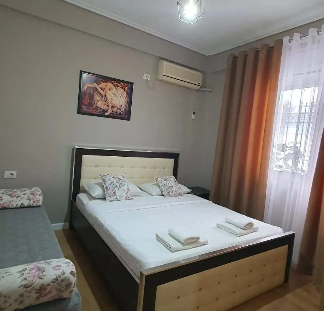 Hotel Vila Alvin & Apartments Saranda 2*,