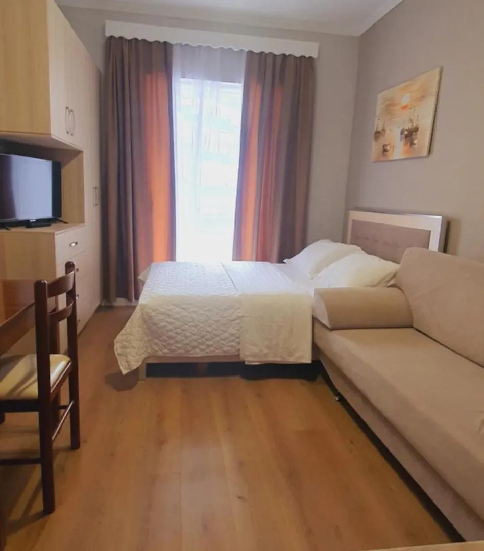 Hotel Vila Alvin & Apartments Sarandë