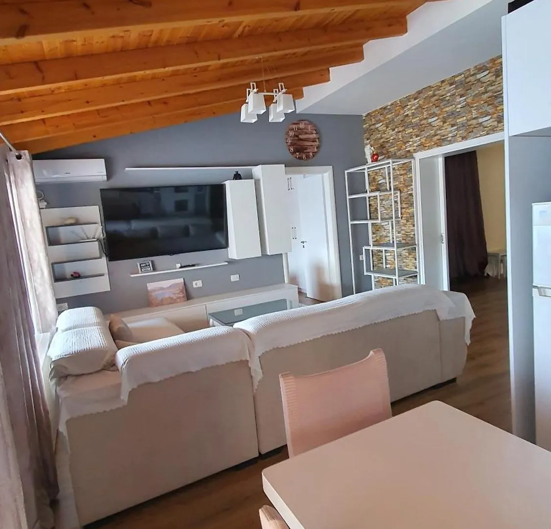 Hotel Vila Alvin & Apartments Sarandë