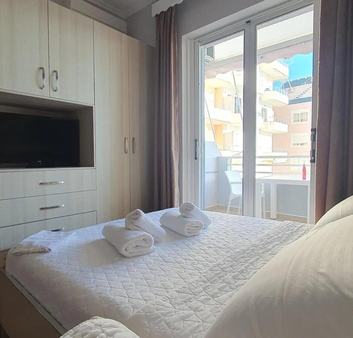 Hotel Vila Alvin & Apartments Sarandë