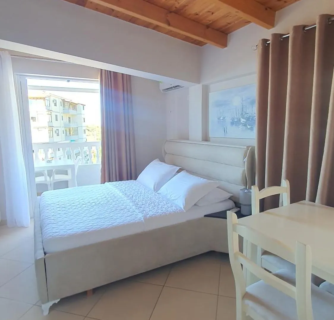 **  Hotel Vila Alvin & Apartments Sarandë アルバニア