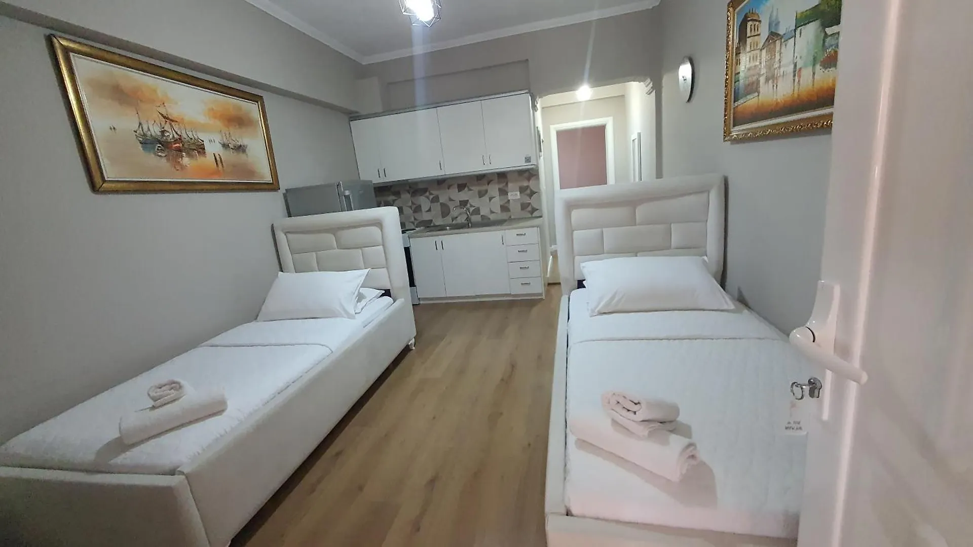 **  Hotel Vila Alvin & Apartments Sarandë アルバニア