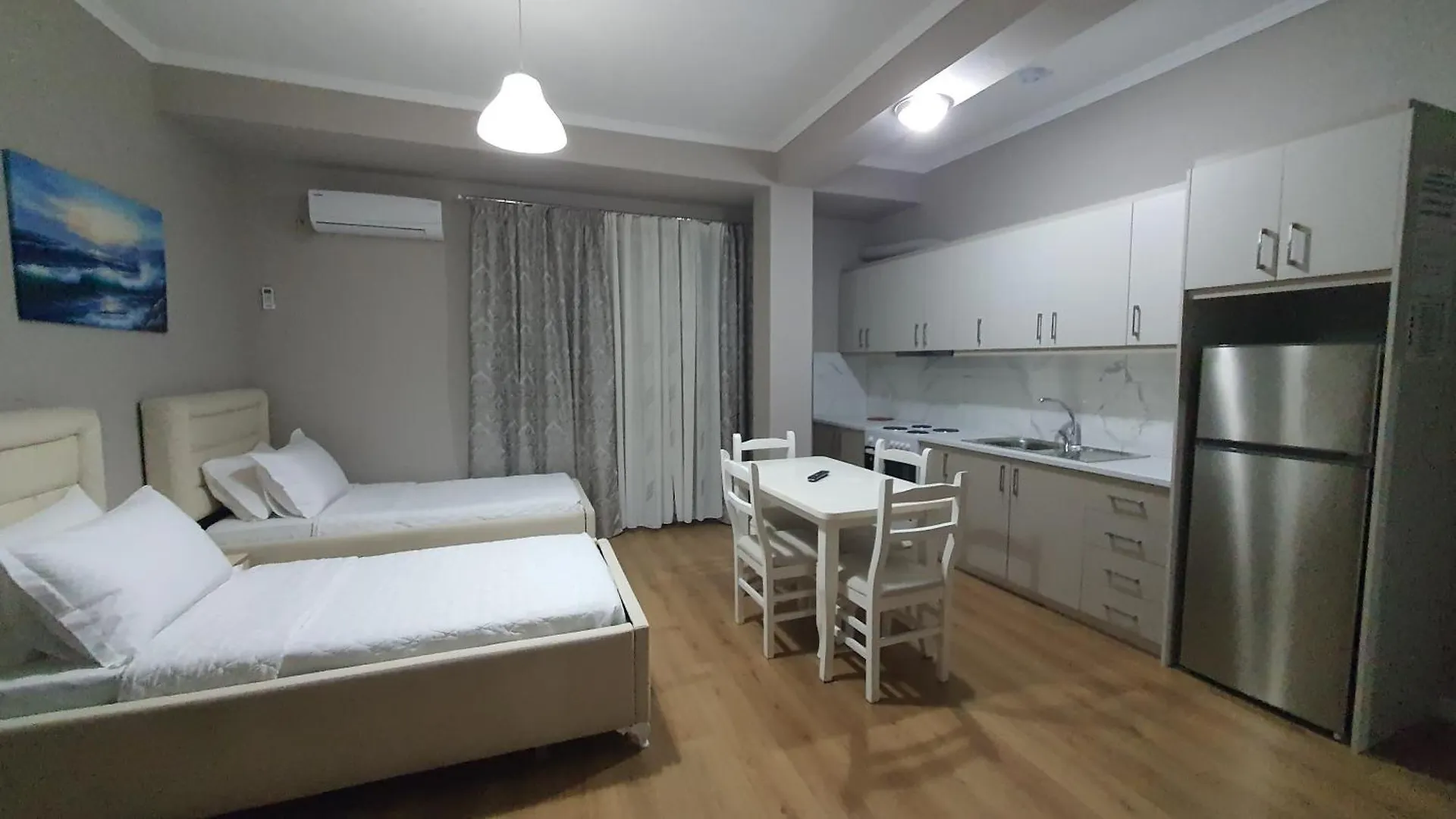 Hotel Vila Alvin & Apartments Saranda 2*,
