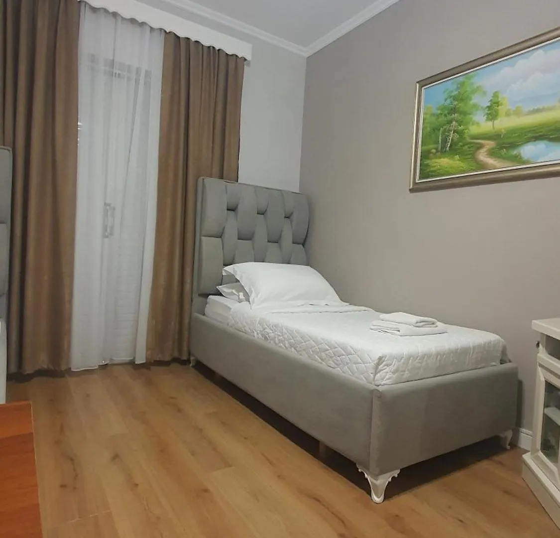 Hotel Vila Alvin & Apartments Saranda 2*,